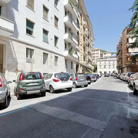 Maison Del Vaticano 公寓